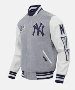 Men's New York Yankees Pro Standard Heather Gray Script Tail Wool Full-Zip Varity Jacket