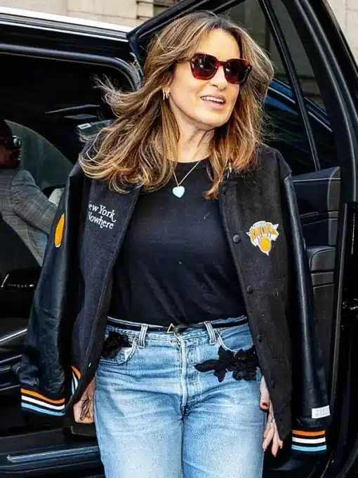 Mariska hargitay knicks playoff game jacket