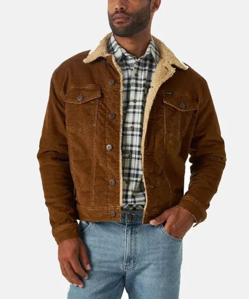 Men's Wrangler Corduroy Trucker Jacket Brown