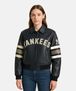 Women Kith & AVIREX for the New York Yankees Leather Jacket